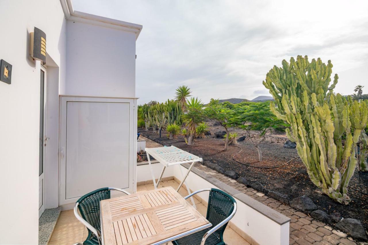 Charco Del Palo Bungalows Kültér fotó